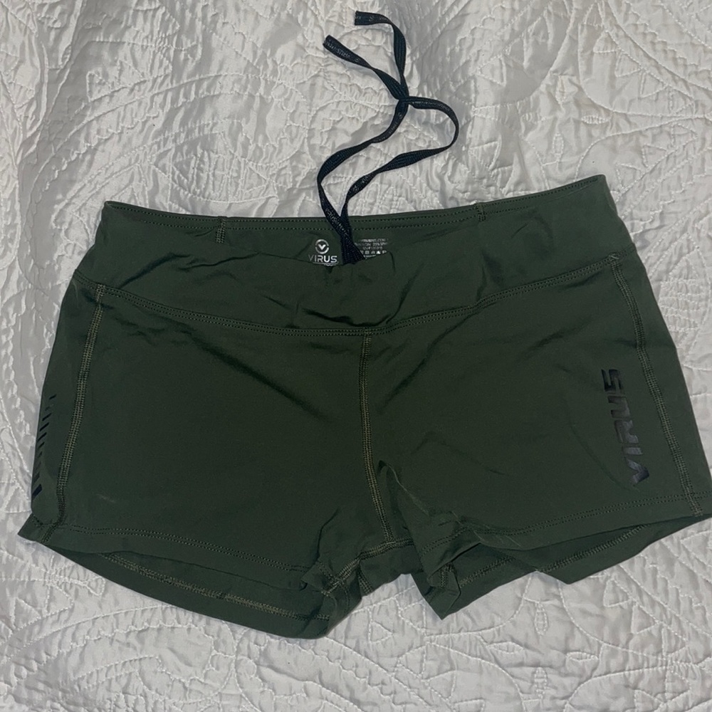 Virus compression shorts
